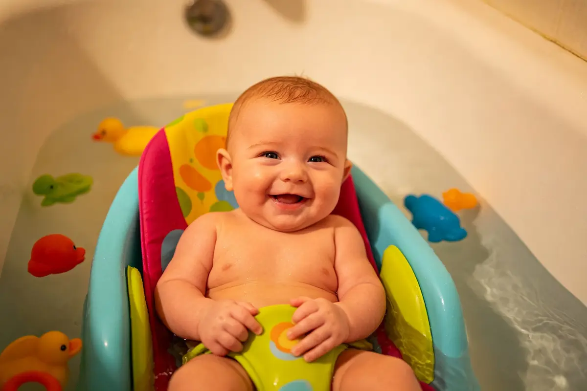 Buy Baby Bath Seats Online: Southeast Asia Market & Safety Guide